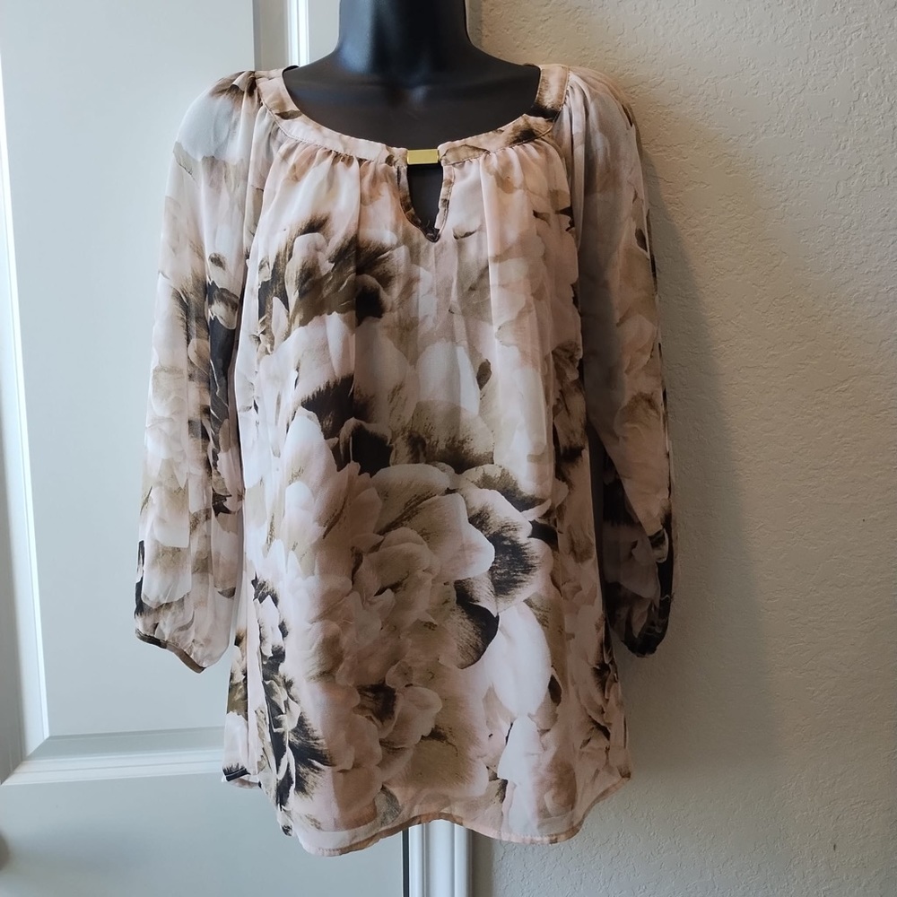 CALVIN KLEIN WOMEN’S SIZE XS FLORAL LINED LIGHTWEIGHT CLASSY BLOUSE.